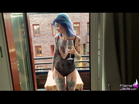 ❤️ Kæmpe pige suger med en sut og knepper lidenskabeligt under åben himmel ️❌ Porn video at da.friendmap.top ️